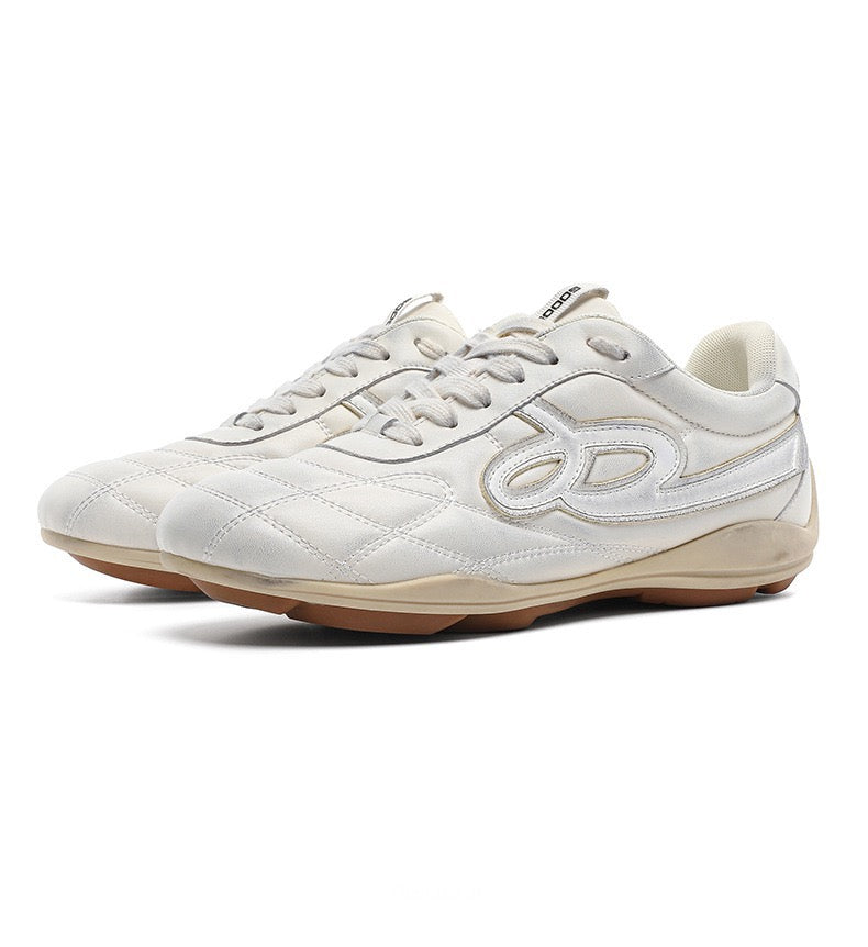 Versatile Racing Shoes