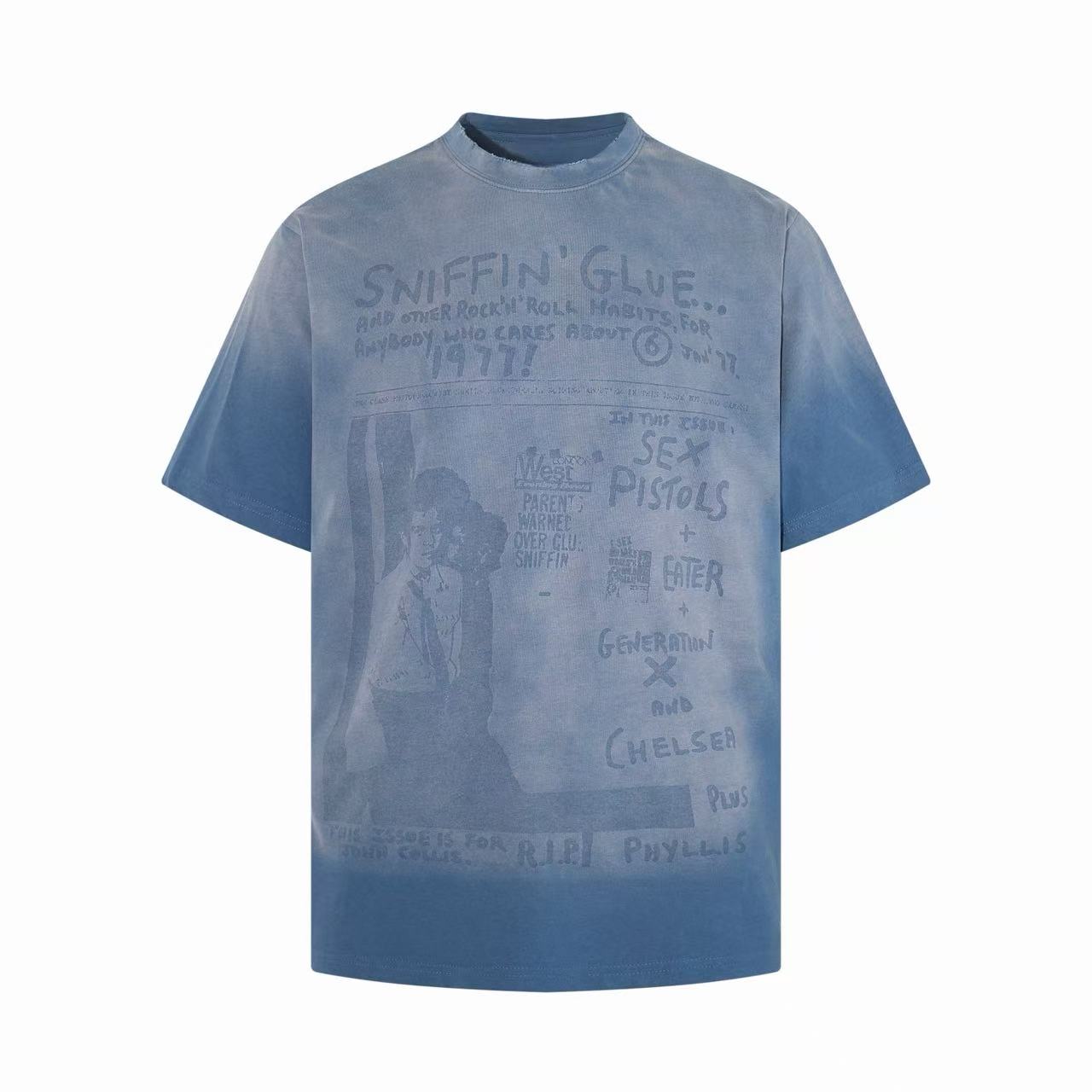 Omirad “Text Collage Graphic T-Shirt”