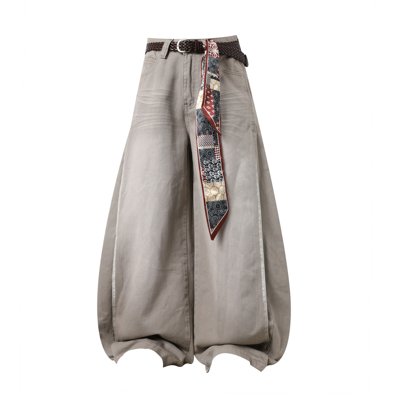 Vintage-Inspired Paisley-Belted Cargo Jeans